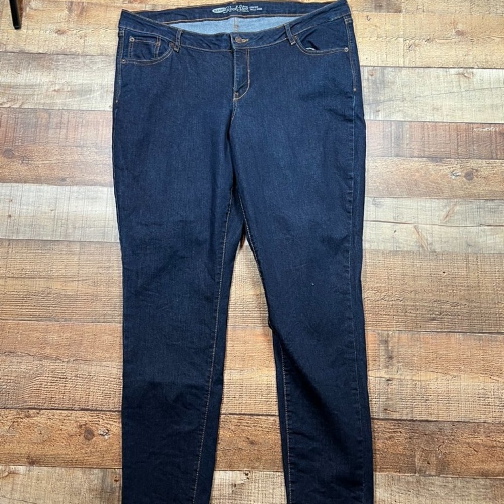 Old Navy Dark Wash Rockstar Super Skinny Low Rise Jeans size 18L